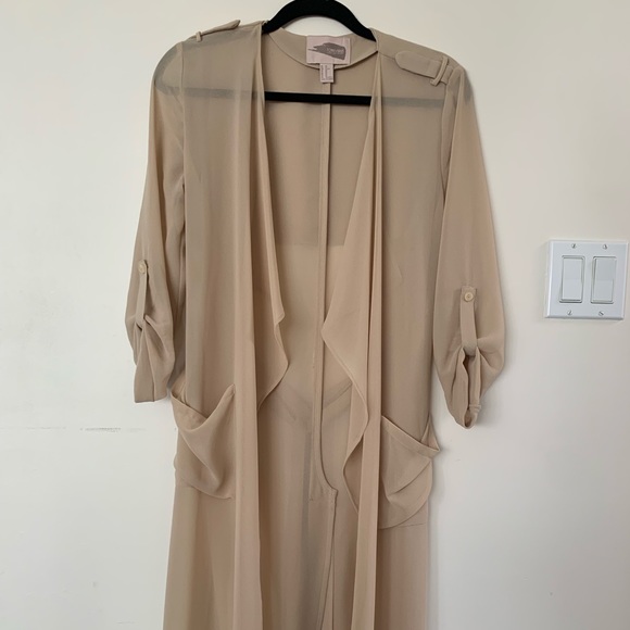 Forever 21 Flowy Trench - Picture 1 of 2